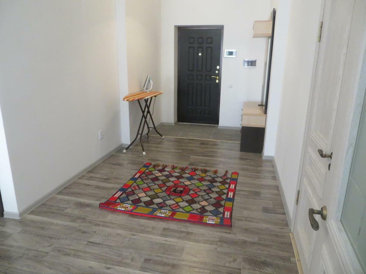 Flatrent Apartment Bishkek Exteriör bild