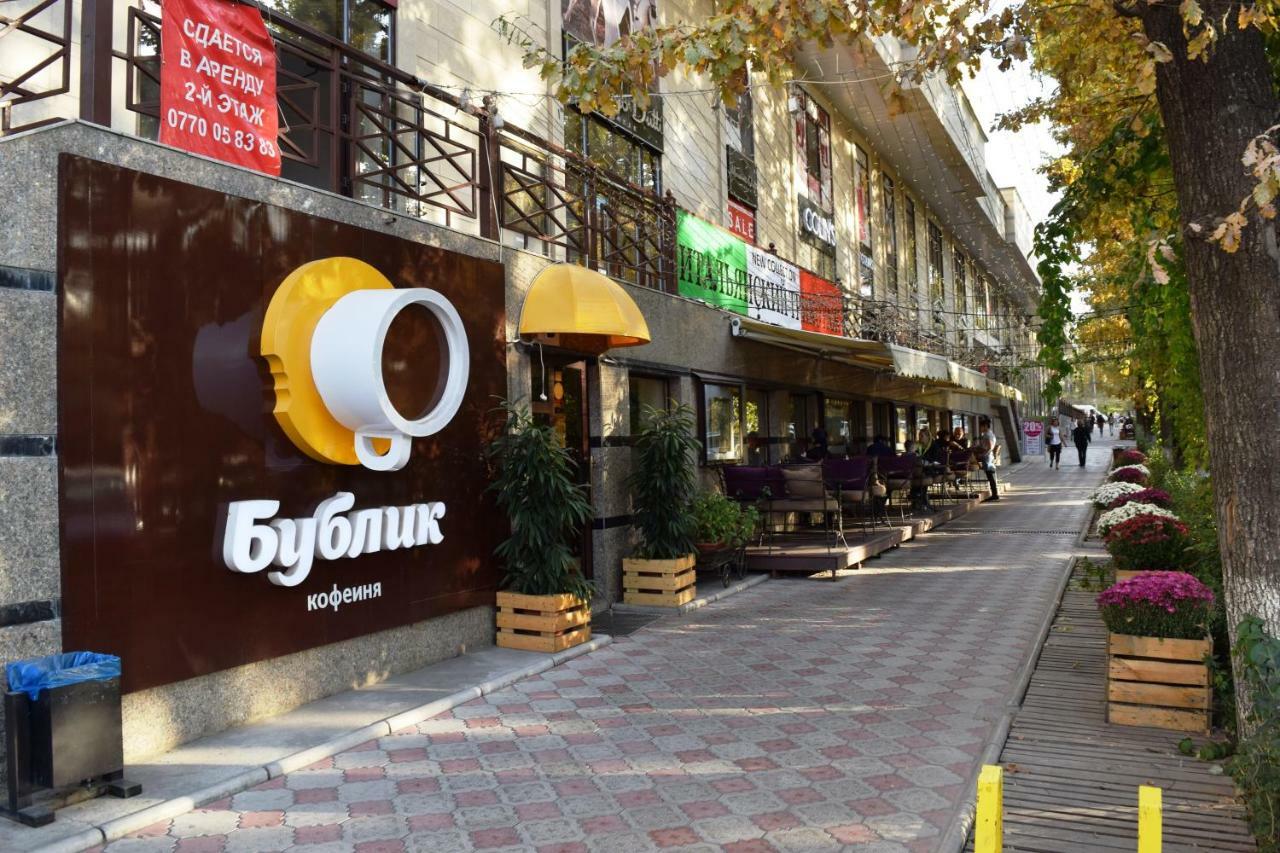 Flatrent Apartment Bishkek Exteriör bild
